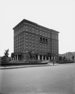 Schenley Hotel, Pittsburgh, Pa., between 1900 and 1906. Creator: Unknown.