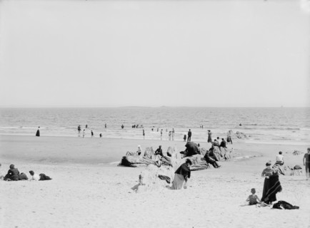 Beach in front of Sea Foam House, Old Orchard, Me., c1904. Creator: Unknown.