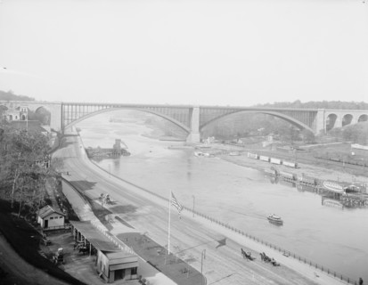 The Harlem from High Bridge, New York, c1905. Creator: Unknown.