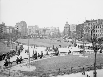 Mulberry Bend, New York, c1905. Creator: Unknown.