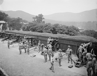 Siege battery drill, fixing sights, West Point, N.Y., c1905. Creator: Unknown.