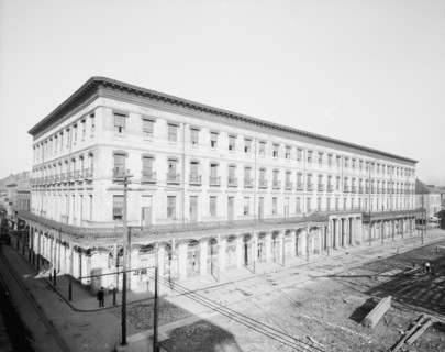 Hotel Royal, New Orleans, La., c1906. Creator: Unknown.