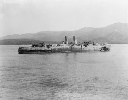 Wreck of the Vizcaya, Battle of Santiago, 1898, between 1898 and 1901. Creator: Unknown.