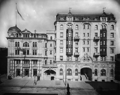 Hotel Kernan & Maryland Theatre, Baltimore, Md., c1906. Creator: Unknown.