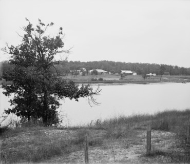 Batavia, Laurelwood Park, between 1880 and 1899. Creator: Unknown.