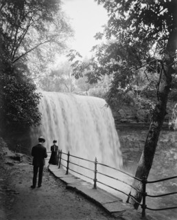 Minnehaha Falls, Minneapolis, Minn., between 1900 and 1910. Creator: Byron Company.