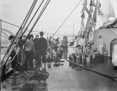 U.S.S. New York, washing clothes, between 1893 and 1901. Creator: William H. Jackson.