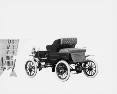Northern Manufacturing Company automobile, rear-quarter view, between 1900 and 1910. Creator: William H. Jackson.