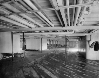 Main deck, Str. City of Cleveland, [Detroit & Cleveland Navigation Co.], (1908?). Creator: Unknown.