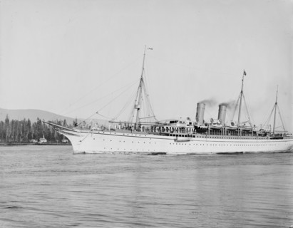 Steamer Empress of China, between 1900 and 1910. Creator: Unknown.