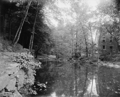 The Old mill, Bronx River, Bronx Park, New York, ca 1900. Creator: Unknown.