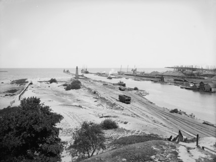 Harbor entrance, Ashtabula, Ohio, c1900. Creator: Unknown.