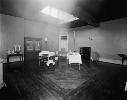 Probably the Ypsilanti mineral bath house, Ypsilanti, Mich., between 1900 and 1910. Creator: Unknown.