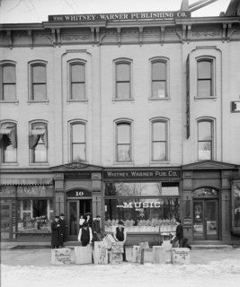 Whitney Warner Publishing Co., Detroit, Mich., between 1900 and 1905. Creator: Unknown.