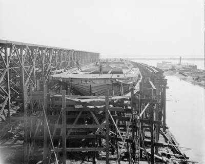 City of Cleveland, Steamer #168 on the ways, 1907. Creator: Unknown.