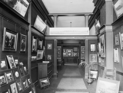 Detroit Photographic Co., 218 Fifth Avenue, New York, between 1900 and 1910. Creator: Unknown.