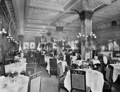 Hotel Netherland, main dining room, New York, N.Y., between 1905 and 1915. Creator: Unknown.