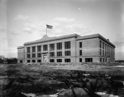 Northwestern High School, Detroit, Mich., ca 1911. Creator: Unknown.