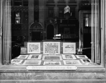 Detroit Publishing Company, window, New York, N.Y., between 1905 and 1915. Creator: Unknown.