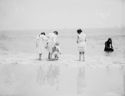Baby's first lesson, between 1900 and 1905. Creator: Unknown.