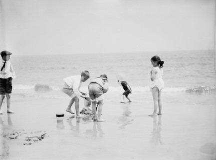 Sand castles, between 1900 and 1905. Creator: Unknown.