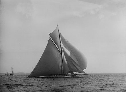 Defender, 1899 July 8. Creator: John S Johnston.