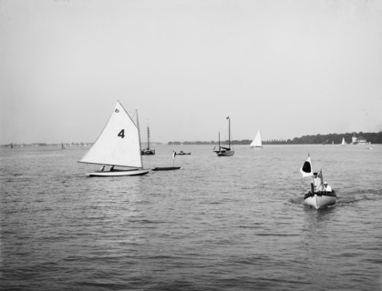 D.B.C.Y. [Detroit Boat Club yacht] regatta, # 19 first on 2nd turn, between 1900 and 1910. Creator: Unknown.