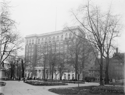 Curtis Publishing Co., Philadelphia, Pa., between 1900 and 1910. Creator: Unknown.