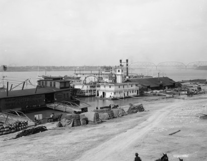 The Levee, Louisville, Ky., c.between 1900 and 1910. Creator: Unknown.