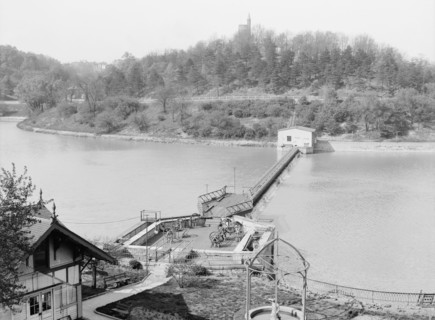 Water works, Eden Park, Cincinnati, Ohio, between 1900 and 1910. Creator: Unknown.