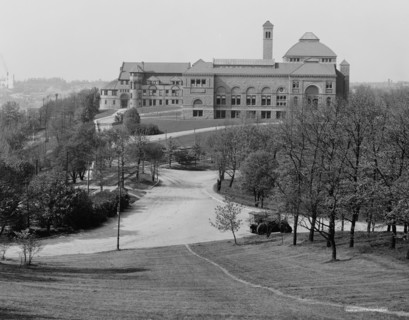 Cincinnati Art Museum, Eden Park, Cincinnati, Ohio, c.between 1900 and 1910. Creator: Unknown.