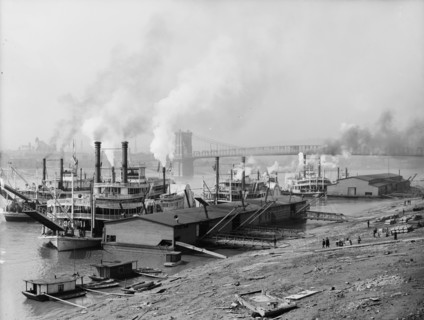 Along the levee, Cincinnati, Ohio, c1907. Creator: Unknown.