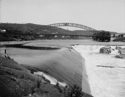 Falls and Arch bridge, Bellows Falls, Vt., between 1905 and 1910. Creator: Unknown.