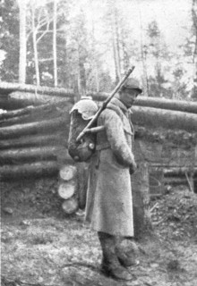 ''En Alsace; Une prise: appareil allemand servant a projeter du goudron enflamme', 1915. Creator: Unknown.