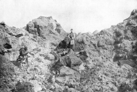 'Notre offensive d'Artois; Devant Carency, un bouleversement de terrain produit par un mine', 1915. Creator: Unknown.