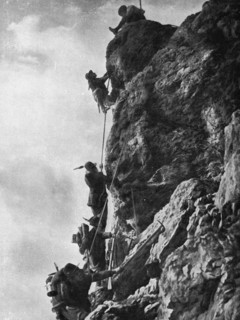 ''Sur le Front Italien; comment il fallut attaquer le Monte Nero', 1915. Creator: Unknown.