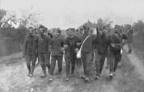 'La resistance Serbe; Les jeunes serbes appelees a l'armee quittent leurs villages...1915 (1924). Creator: R. Marianovitch.