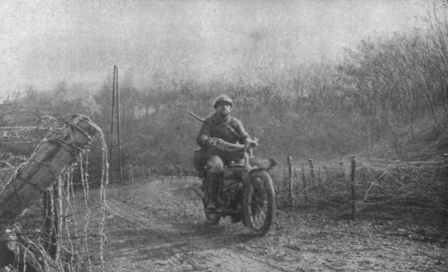 'A Travers la Fournaise; Un autre de ceux qui ont eu a coeur de remplir grandement..., 1916 (1924) Creator: Unknown.
