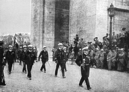 'Le jour de gloire; l'amiral Ronarc'h et son etat-major', 1919. Creator: Unknown.