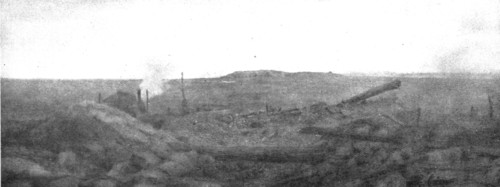 'La victoire de Douaumont; le fort de Vaux vu a 250 metres, le 24 octobre, avant la deuxieme..., 191 Creator: Unknown.