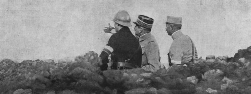 'La visite du President de la Republique au front de Verdun; le general Mangin donne des..., 1916. Creator: Unknown.