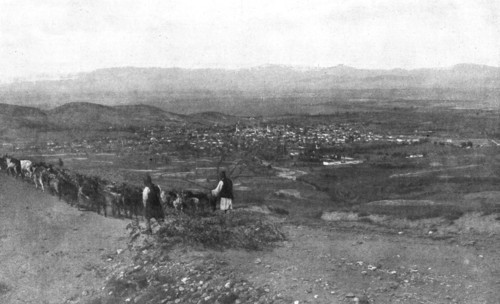 'Sur la route de Monastir; la ville de Monastir vue des hauteurs au Sud-Ouest : a l'horizon..., 1916 Creator: Unknown.