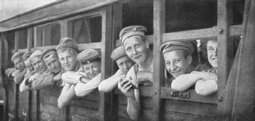 ''Les "Douceurs" de la captivite; Des gaillards qui ne se plaignent pas de leur sort', 1916 (1924) Creator: Unknown.