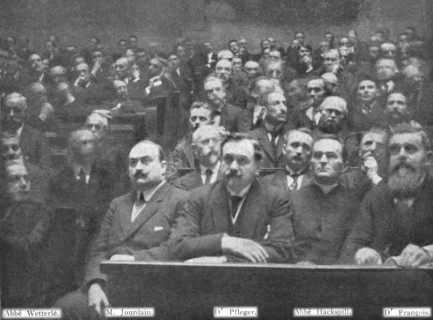 'L'Alsace et la Lorraine retrouvees; les deputes d'Alsace et de Lorraine siegeant pour...1919. Creator: Unknown.