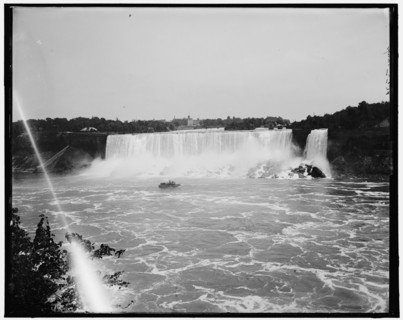 American Falls from Canada side, between 1880 and 1897. Creator: William H. Jackson.