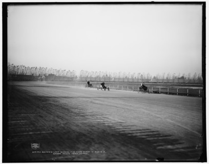 Riemer's Loco winning five-miles event in 10:51 4-5, Grosse Pointe track, Detroit, c1902. Creator: Unknown.