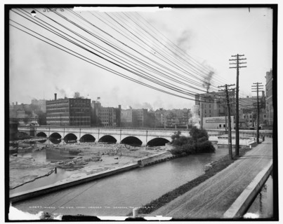 Where the Erie Canal crosses the Genesee, Rochester, N.Y., between 1900 and 1906. Creator: Unknown.