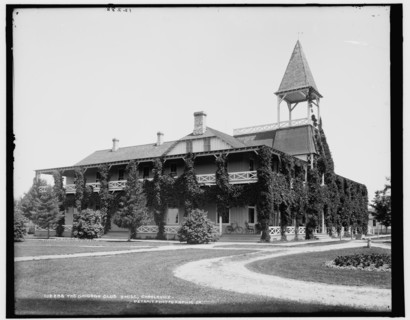 Chicago Club House, Charlevoix, between 1890 and 1901. Creator: Unknown.