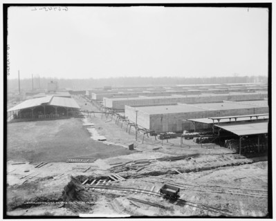 Cotton shed, Memphis Warehouse Co., Memphis, Tenn., between 1900 and 1915. Creator: Unknown.