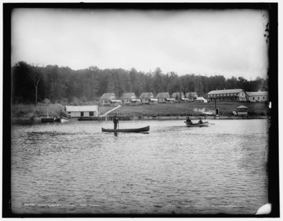 Lake Gogebic, Mich., the hotel, c1898. Creator: Unknown.